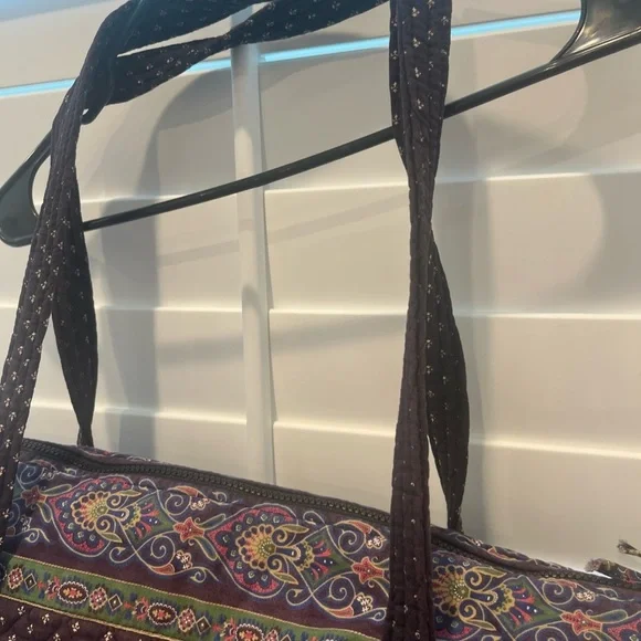 Vera Bradley Purple Travel Bag Quilted Design - Picture 4 of 13